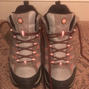 Merrell Moab Hiking Boots - Women's size 8 wide